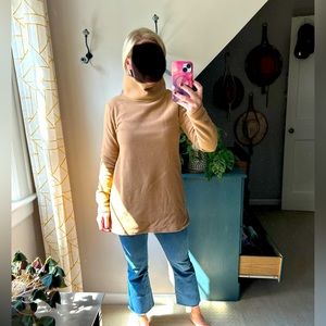 Dudley Stephens Funnel Neck